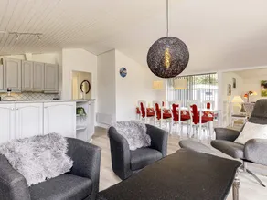 Bright Beach House in Marielyst - By Traum Ferienwohnungen - Image 3