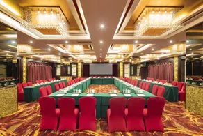 Paradise Jinjiang Hotel - Image 5