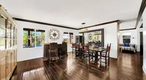 Vino Villa Large home Sleeps 10! Large Salt water pool/spa - Image 4