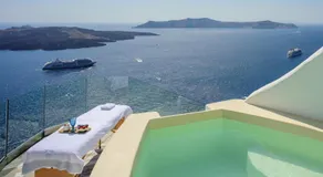 Fira Deep Blue Suites - Image 4