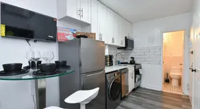 Cozy 1BR in Central Manhattan W Private Terrace - Image 2