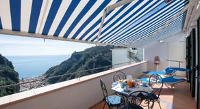 Donna Luisa Suites 19 Amalfi view - free parking - Image 2