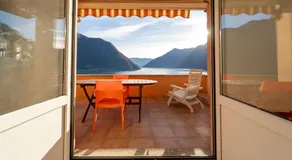 Splendida casa con terrazza vista lago e 2 garage - Image 3