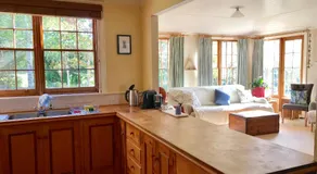 Robin Hoods Well Farm Stay - Image 4
