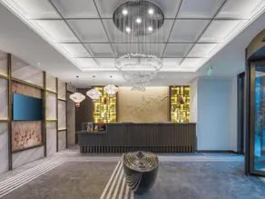 Jinjiang Metropolo Hotel Nanjing South Station Center - Image 2
