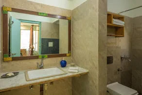 Hollyhock Cottage - Ramgarh by VEO, StayVista - 3BHK with Garden & Mountain View - Image 5