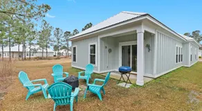Beachy cottage near Sports Complex OWA beaches shopping restaurants mini golf Central to all the fun Foley has to offer - Image 2
