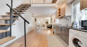 Fornos Deluxe Apartments - Image 4