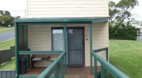 Queechy Motel - Image 5