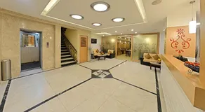 Hotel Gokulam Park - Image 4