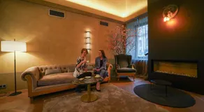 987 Design Prague Hotel - Image 4