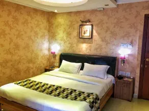 Hotel Sea Palace - Image 4