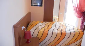 Hotel Polo - Image 1