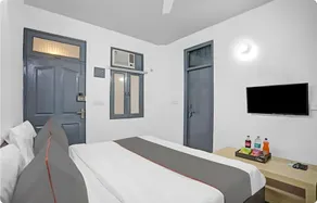 Hotel Triton Residency - Image 3
