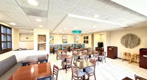 Best Western Plus Indianapolis - Image 2