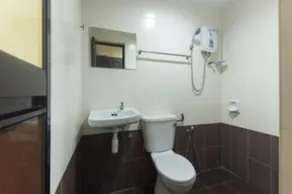 L Ferringhi Hotel - Image 2