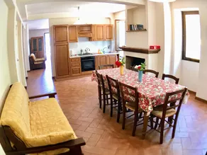 Villa Sole Vini in the Heavenly Heart of Umbria on Top of the World sleeps 50 - Image 5