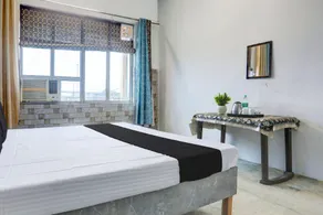 Hotel O SAMRAT HOTEL - Image 2