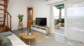 Megi Sea & Country House - Image 2