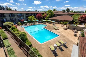 Valley River Inn - Image 5