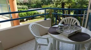 T2 climatisé à 5 minutes à pied de la plage avec parking, piscine et wifi - Image 2