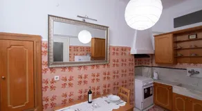 Poros Home - Image 2