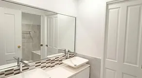 Comfortable Queen Room in Baulkham Hills - BH2 - Image 2