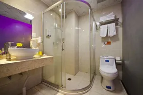 Lianjiang Hotspring Garden Hotel - Image 4