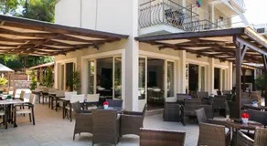 Irilena Hotel - Image 4