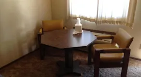 Budget Inn - Image 3