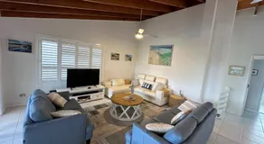 Ashmore - Image 2