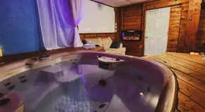 Petit studio très intime, avec spa intérieur au coeur de Shawinigan - Image 3