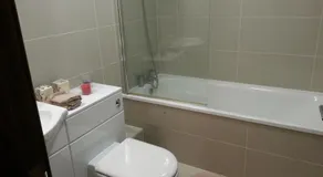 Epsom Road studio flat - Image 2