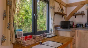 Foxes Hollow - Woodland Cabin - Alfriston - Image 3