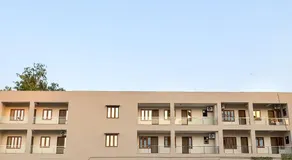 Guru Sadan A Luxe Stay - Image 2