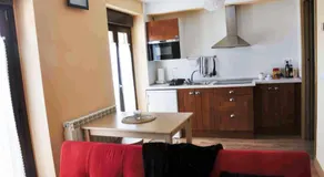 LA CASA DEL REBOTE - Image 3
