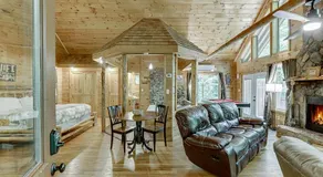 2 Person Jacuzzi Spa w Creekside Firepit - Image 3