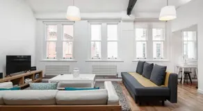2 Bed Northern Quarter Loft Conversion City Centre - Image 4