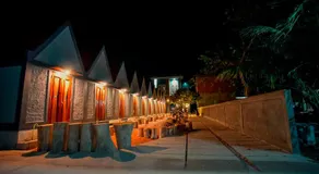 E2 GUEST HOUSE - Image 4