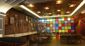 James Joyce Coffetel Shijiazhuang Wanda Plaza Tangu Metro Station - Image 4