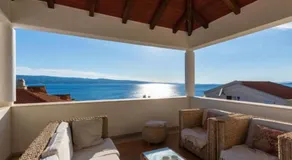 Spacious Villa Radevenjić with Outdoor Pool - Image 2