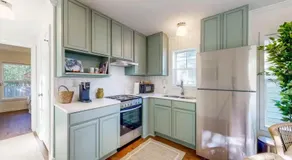 Stylish Cozy Family Cottage with Golf Cart - 1 mile to Dwntn Ocean Springs and beach - Image 4