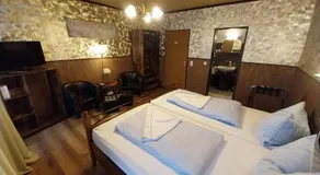 Landgasthof Hotel Zur Waage - Image 4