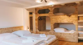 Waldtraum Lodge Winterberg für 10 Personen mit Garten und Grill - Image 2