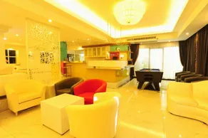 Aunchaleena Grand Hotel - Image 4