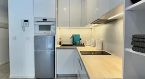 Holiday studio apartment near the beach and city centre - Image 5