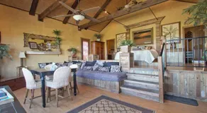 Tree House Bungalow @ Bergheim Ranch - Image 3