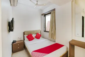 Hotel O by OYO Pradhann Home Stay - Image 4