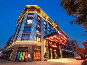 Hilmanhomeful Hotel (Caijia Subway Station Store) - Image 3