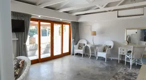 Le Pommier Wine Estate - Image 2